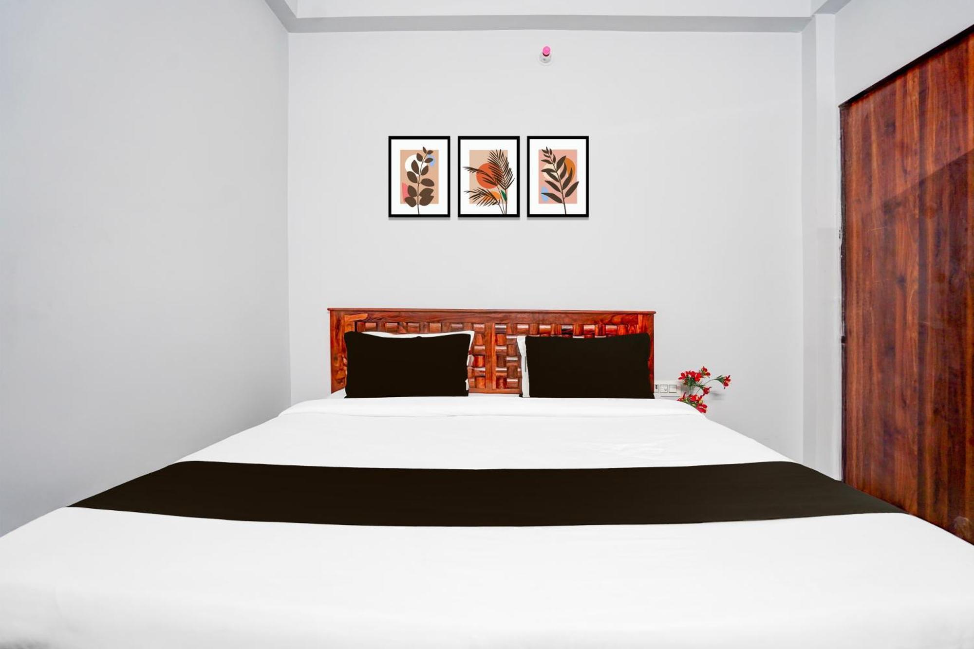 Hotel O Shree Gurukripa Khātu Екстериор снимка