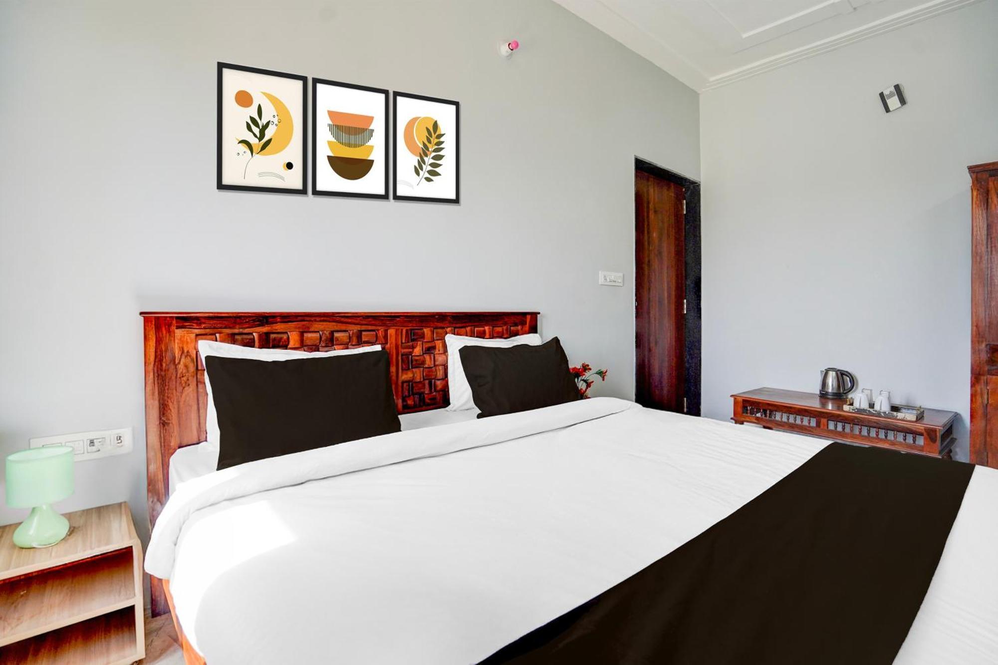 Hotel O Shree Gurukripa Khātu Екстериор снимка